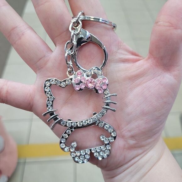 Brand New Hello Kitty Rhinestone Silver Keychain - Picture 2 of 5